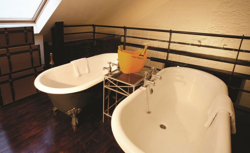 Bath tubs in the Verve Clicquot room at Hotel du Vin 